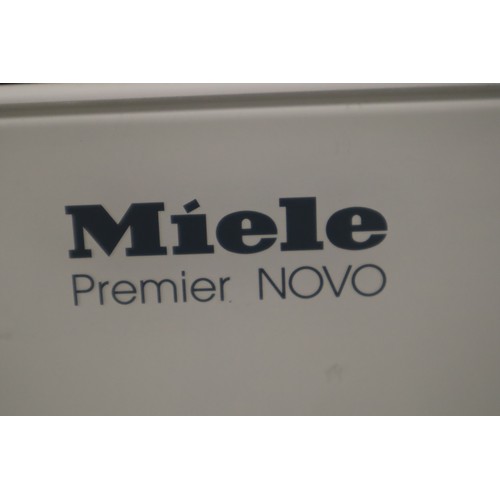 641 - Miele Premier Novo Watercontrol-System 1200 Spin Washing Machine Powers on when tested