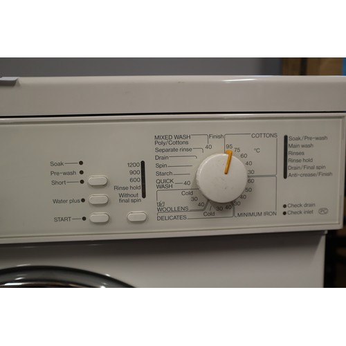 641 - Miele Premier Novo Watercontrol-System 1200 Spin Washing Machine Powers on when tested