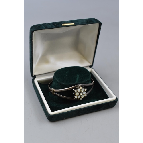 33 - Silver 925 Moonstone Bracelet Complete with Presentation Box