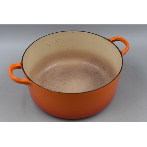 415 - A Le Creuset '24' Casserole Pot, Approx 4.5