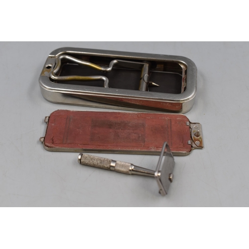 190 - Wilkinsons Razor Empire Model in Wooden Case and a Rolls Razor