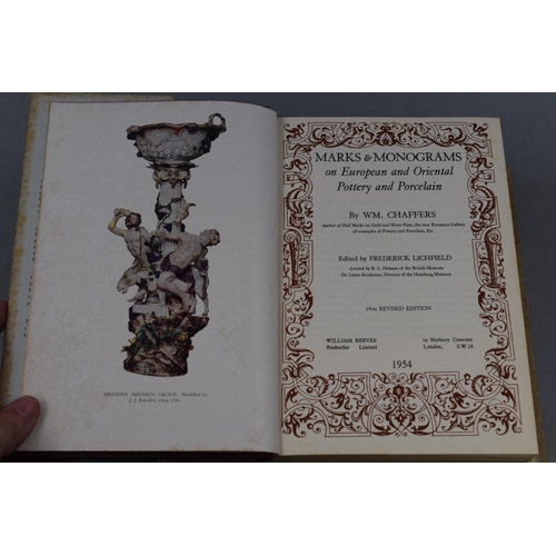 448 - A Chaffers Hardback 'Marks And Monograms On Pottery and Porcelain' Fourteenth Edition.