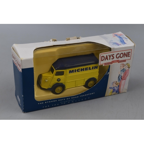 553 - Thirteen Boxed Collectable Die Cast Vehicles. Includes Matchbox, Lledo, Signature Models and More.