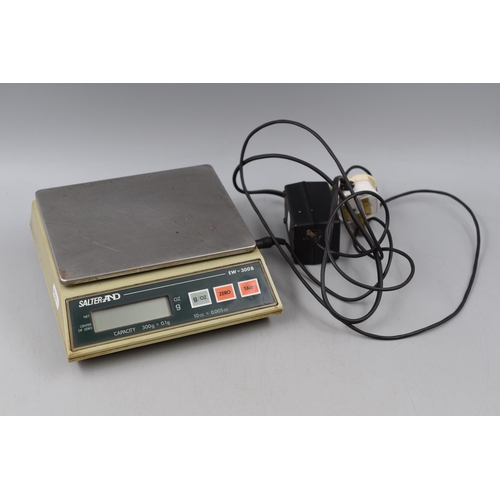 536 - Salter EW-300B Electronic Low Voltage Jewellery Scales