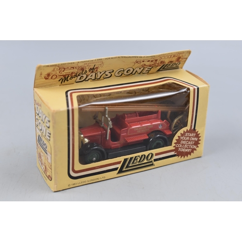 554 - A Selection of Thirteen Collectable Die Cast Vehicles. Includes Corgi, Lledo and Matchbox.