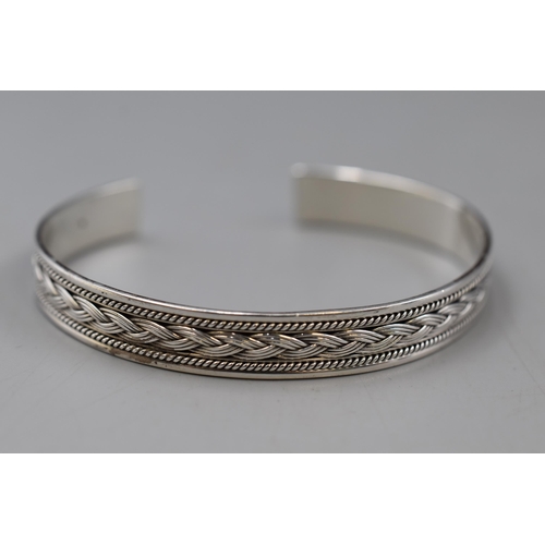 34 - Hallmarked London Silver Bracelet with Rope Design