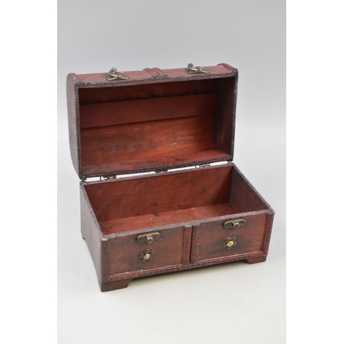 394 - Vintage Wooden Storage Chest (22cm x 14cm)