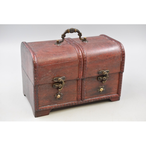 394 - Vintage Wooden Storage Chest (22cm x 14cm)