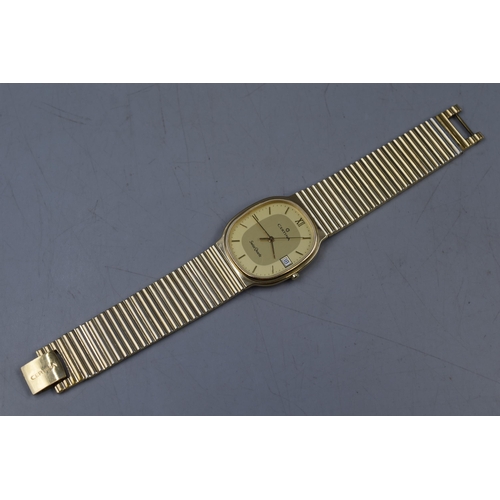 67 - Certina Swiss Quartz Date watch (Working)