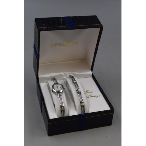 70 - Sekonda Watch and Bracelet Set Complete with Gift Box inscribed Love Always