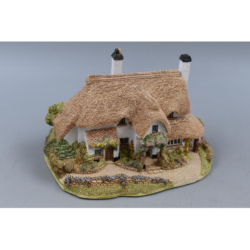 204 - Lilliput Lane Periwinkle Cottage Complete with Original Box