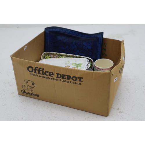 611 - Collection of  Various Plates and Commemorative Mugs to Include Wegdewood, Hornsea and More (  two P... 