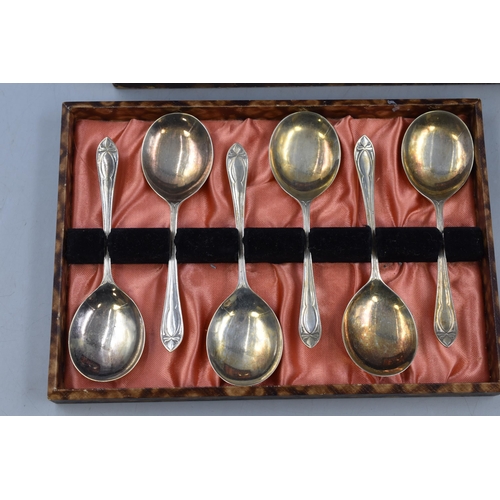 151 - Silver Plated 14 Piece Dessert Set in presentation Case