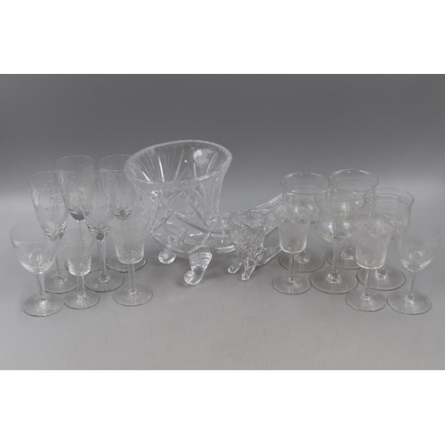 626 - Selection of Various Etched Drinking Glasses and Two Crystal Glass Horns.