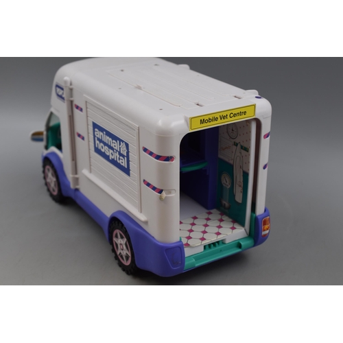 389 - RSPCA Animal Hospital Truck with Doll (Box Not Matching)