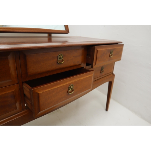 496 - Fine Quality Mid Century Stag Six Drawer Dressing Table with Vanity Mirror 52