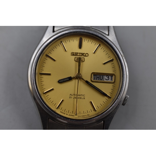 72 - Seiko 5 21 Jewels Automatic Day/Date Gents Watch (Working)