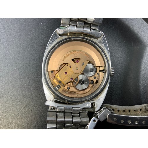 64 - An Omega 564 Automatic Chronometer Constellation Gents Wrist Watch, Working (Sight damage to face) 2... 