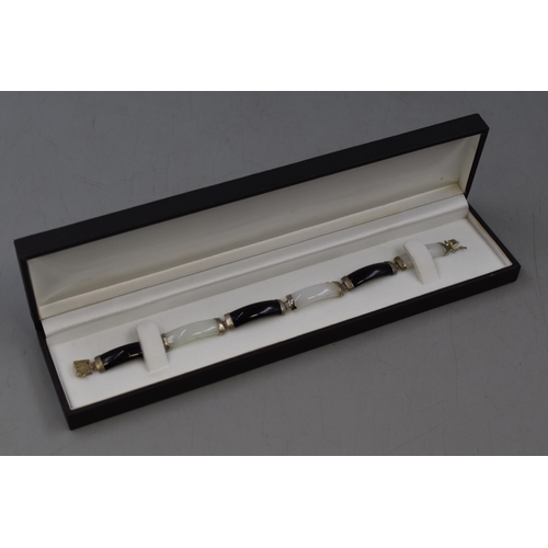 12 - Silver 925 Bracelet with Oriental Clasp and presentation Box