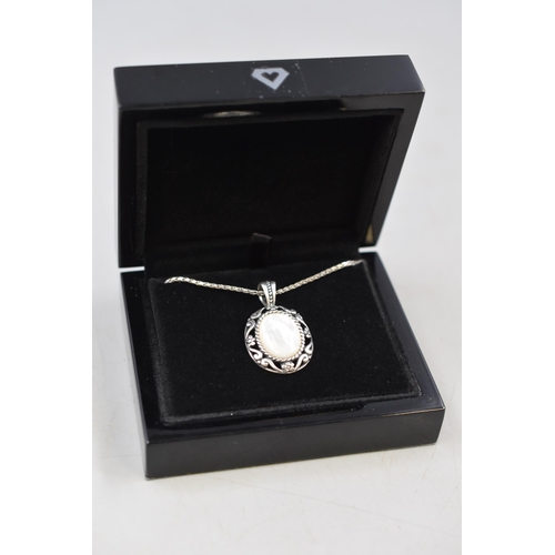 52 - Charles Reeves Silver 925 Mother of Pearl pendant Necklace Complete with presentation Box