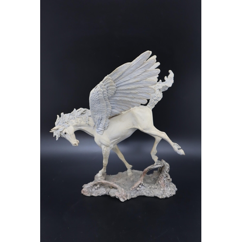 389 - Fables Exodus Pegasus Figure (36cm High)