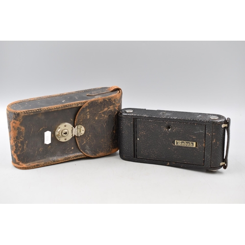 394 - Kodak Autographic Junior No.2C Folding Camera 130 Film c. 1916-1927 Comes With Leather Case