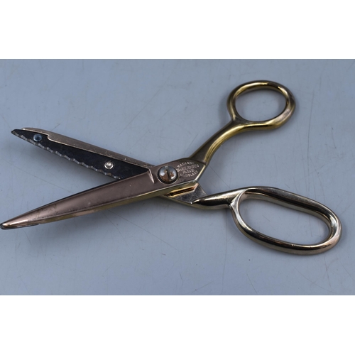 424 - Radiant Golden Age Rustless Pinking Shears