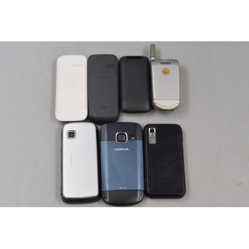 239 - Mixed Selection of Mobile Phones including Alcatel ) One Touch, Nokia, Samsung and More