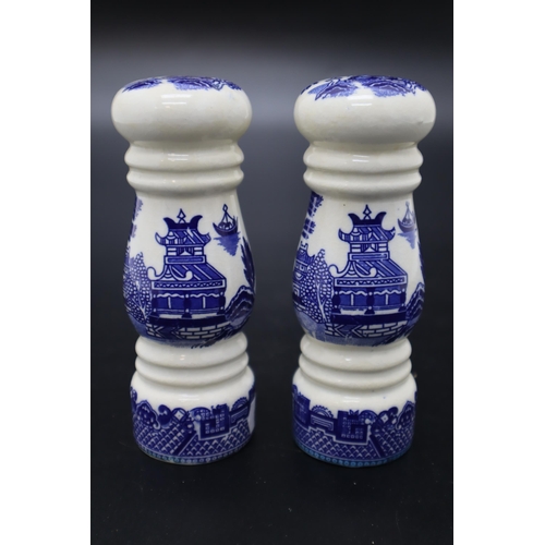 246 - Set of Vintage Blue Willow Ceramic Salt and Pepper Pots complete with stoppers