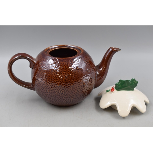 272 - Christmas Pudding Teapot