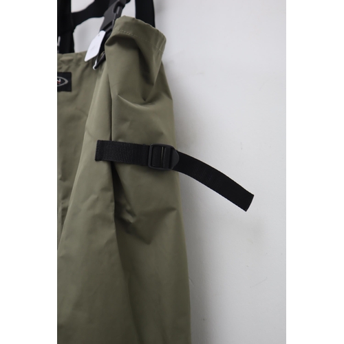 486 - Pair of Vision Fly Fishing Waders (Size S)