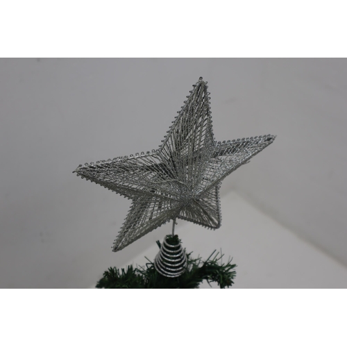 577 - Small Boxed Christmas Tree with Star