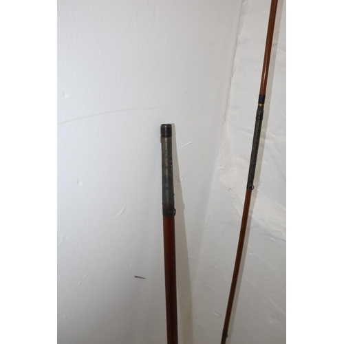 624 - Vintage 3 Piece Bamboo Fishing Rod