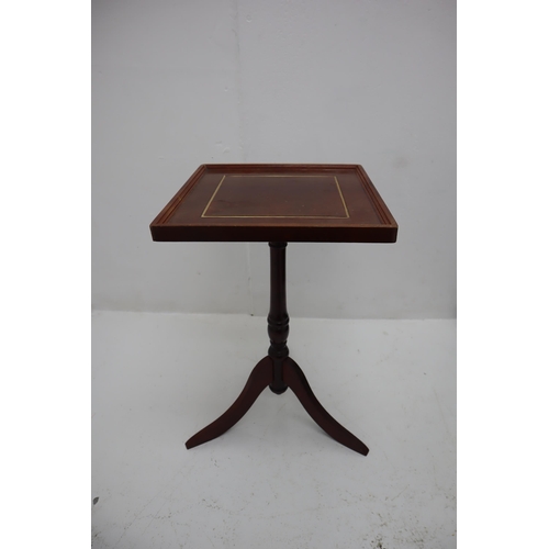 627 - Small Pedastel Wine Table (40cm high)