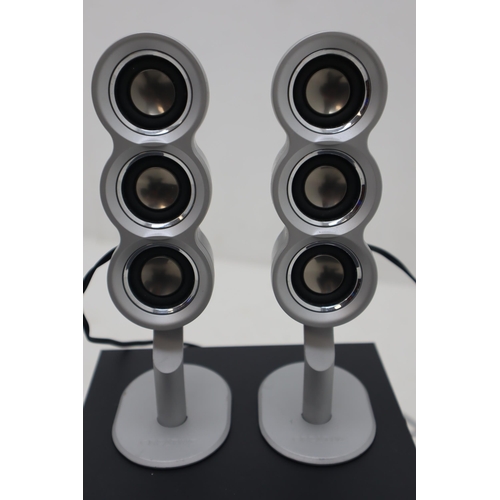 593 - A Creative I-Trigue 3330 Speaker System, Powers on When Tested.