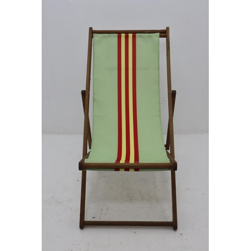 633 - A Set of Four Wooden Folding Garden Chairs, Approx 52