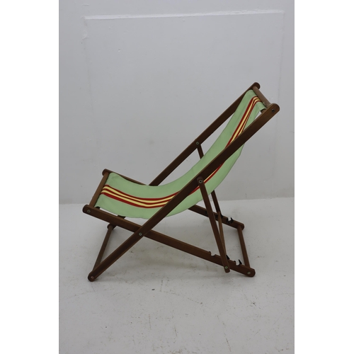 633 - A Set of Four Wooden Folding Garden Chairs, Approx 52