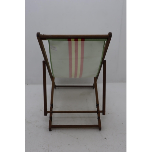 633 - A Set of Four Wooden Folding Garden Chairs, Approx 52