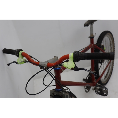 634 - A 24 Speed Pace Mountain Bike, With Kevlar Suspension and 25