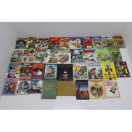 608 - Mixed Lot of Vintage Annuals to include Whizzer and Chips, Smurfs, Batman, Metal Micky, Look and Lea... 