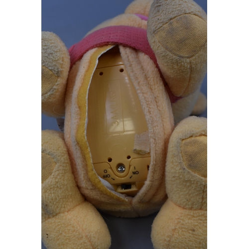 532 - 2003 Disney Winnie The Pooh Plush Magic Touch N Crawl Fisher Price (Work When Tested)