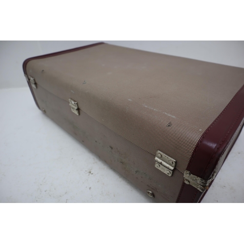 382 - Cheney Vintage Suitcase Complete with Keys (66