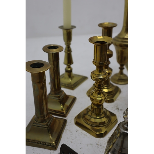 391 - A Selection of Mostly Brass Items, Includes Brass Pan, Candlesticks and More.