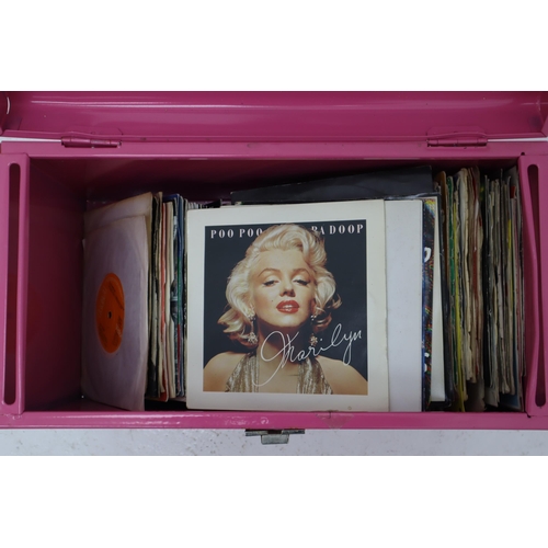 468 - Metal Box Containing a Large Selection of Vinyl 45's to include Chuck Berry, Snap, Marilyn Monroe, E... 