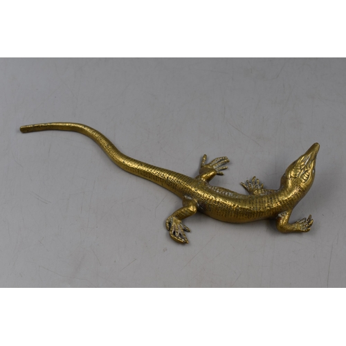 221 - Brass Lizard Desk Decoration Approx 11