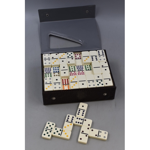 473 - Double Fifteen Domino Set in Case (136 Dominoes)