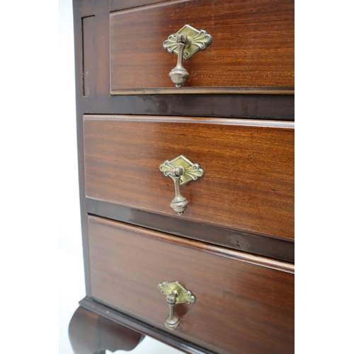 548 - Edwardian 18th Century Highly Polished Mahogany Bureau Bookcase with Key and working sliders Crowned... 