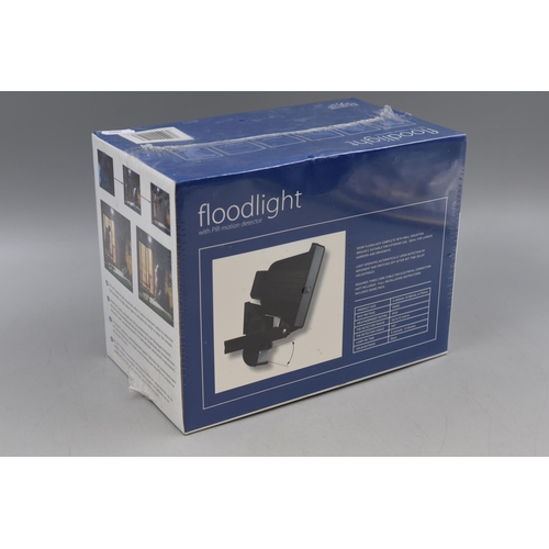 578 - New Sealed Wall Mounted Floodlight with PIR Motion Detector