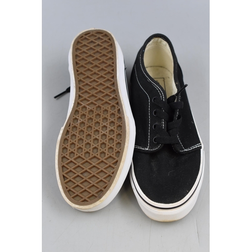 589 - Two Pairs of Vans Shoes, Inlcudes Lilac Size 1 and Black Size 3.5