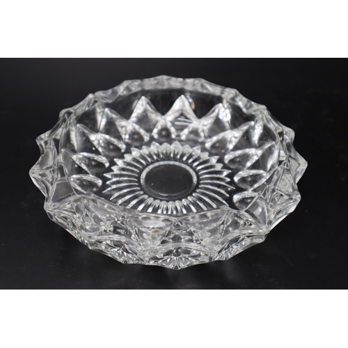 627 - Selection of  5 Mid Century Ashtray including a Lido Soreno Clear Glass (20cm Dia)